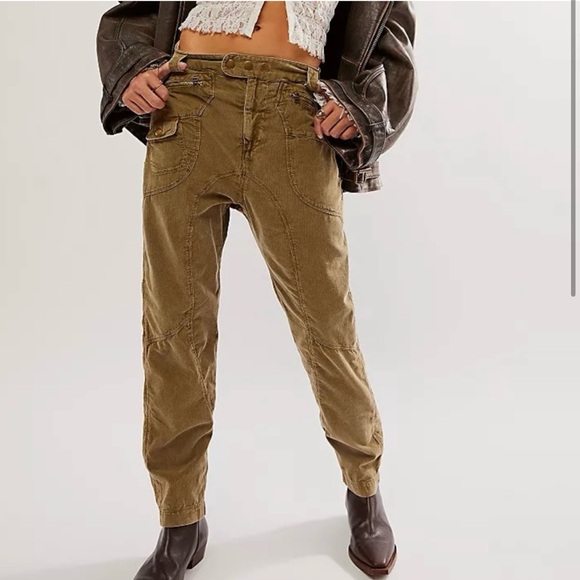 Free People High Gear Moto Pants 6 Corduroy Green Weeping Willow Straight Leg - Picture 1 of 11
